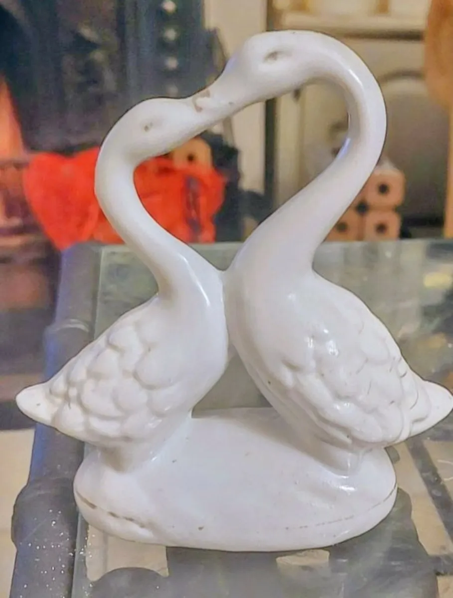 Ornament - Pair of Swans - Image 4
