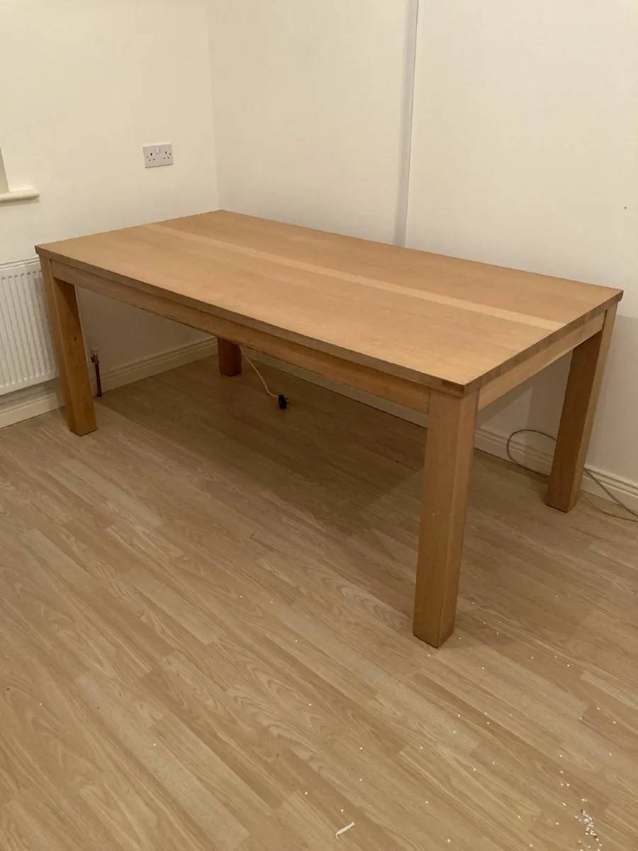 Dinning Table