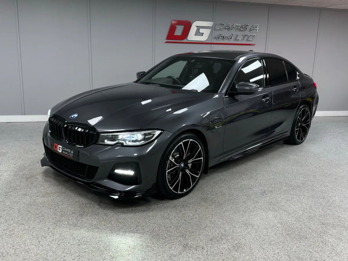 2022 BMW 330E M Sport Automatic - Image 3