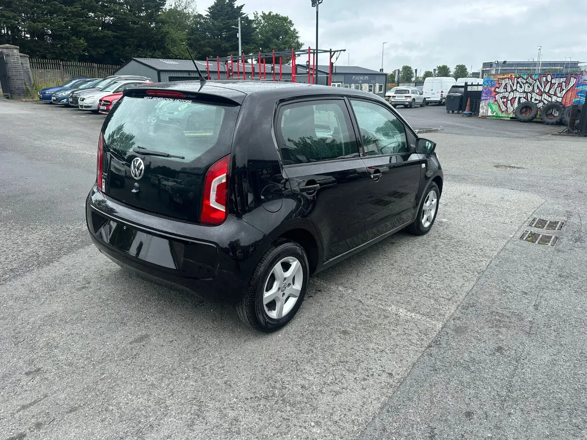 2014 Volkswagen UP! Automatic 5DR - Image 3