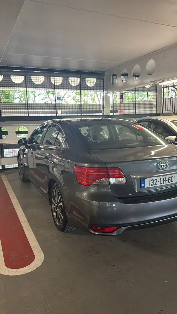 Car - Image 3