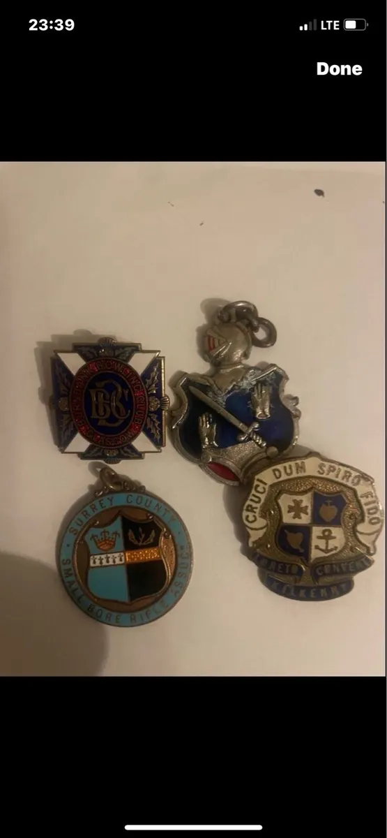 Old badges & medals - Image 1