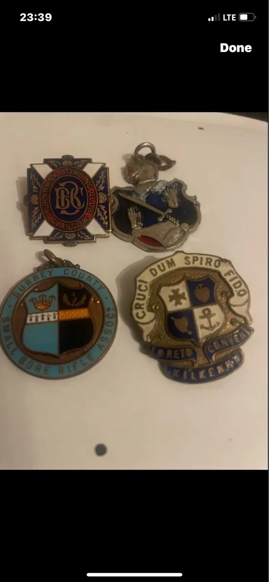 Old badges & medals - Image 4