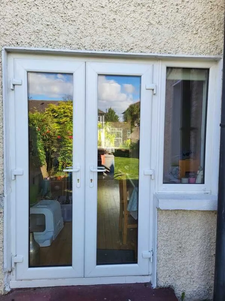 PVC doors with side panel - Image 1