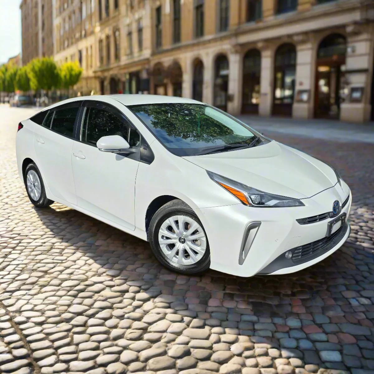 Prius Hybrid Automatic Pearl Wht Cruise 2022 - Image 1