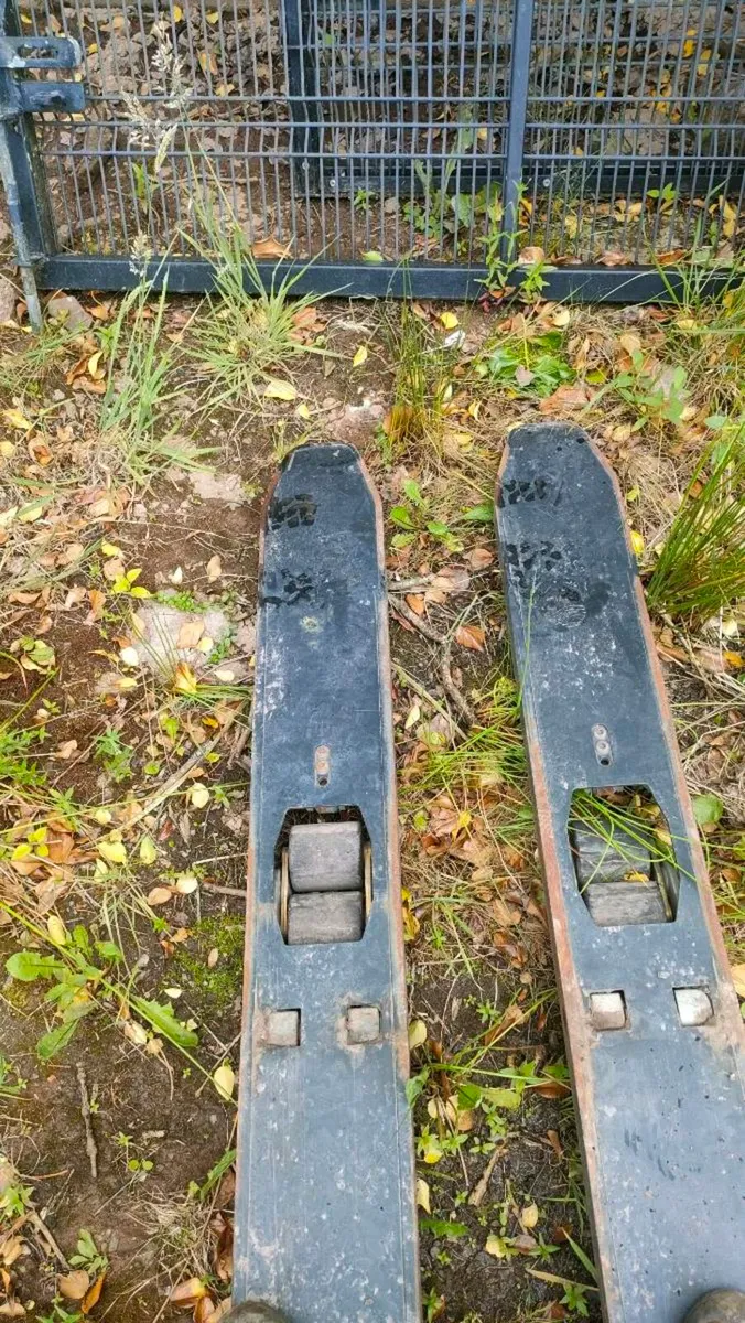 Briggs battery pallet. - Image 4