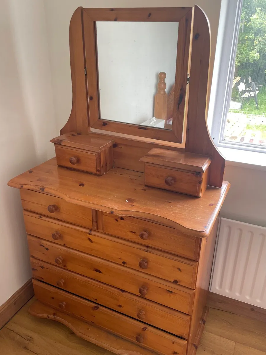 Chest of drawer + mirror pine dresser - Image 1
