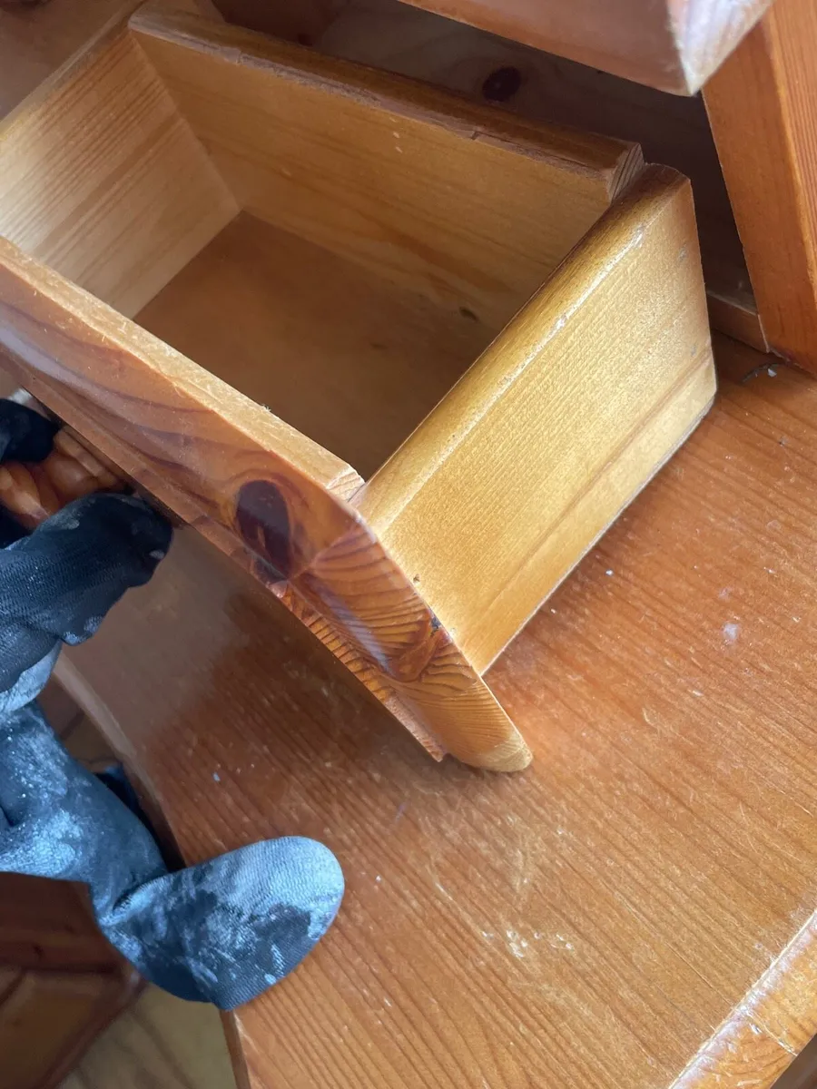 Chest of drawer + mirror pine dresser - Image 3