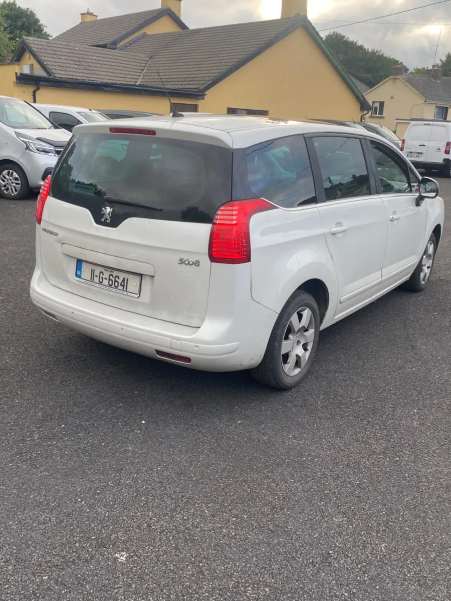 2011 Peugeot 5008 7 Seater - Image 4