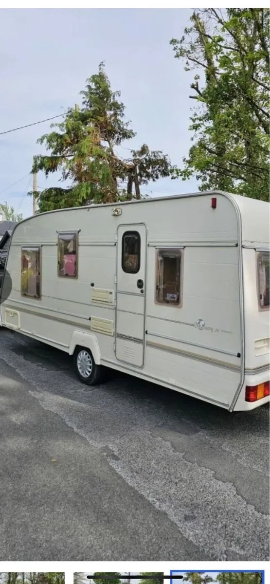 Touring caravan - Image 3