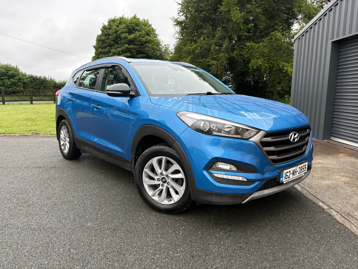 Hyundai Tucson 1.7 SE 7 Seater - Image 2