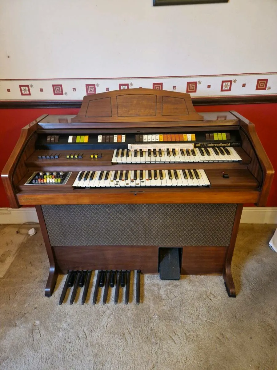 Electric organ - Image 1
