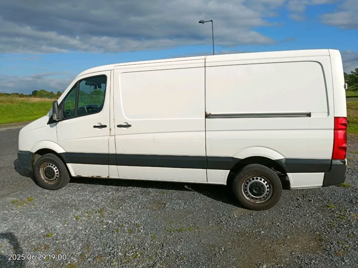 Van - Image 2