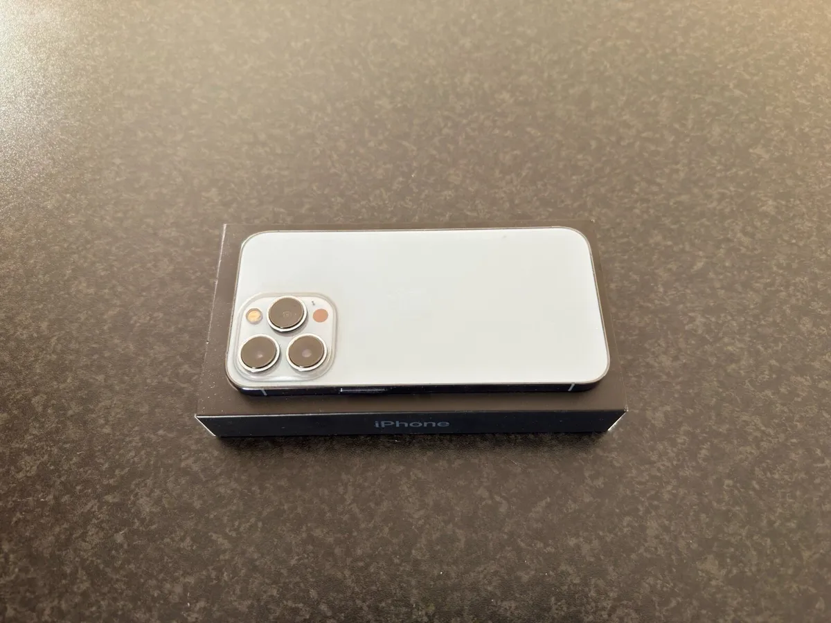Iphone 13 Pro - Image 2