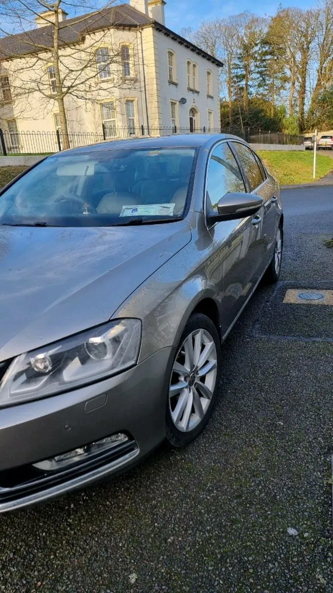 VW PASSAT - Image 2