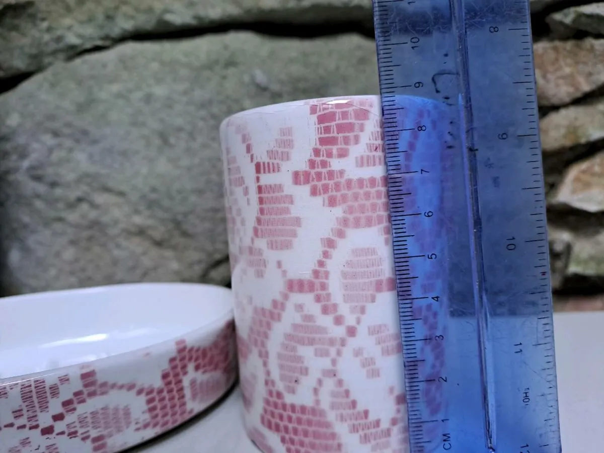 Flamingo pink bathroom items - Image 2