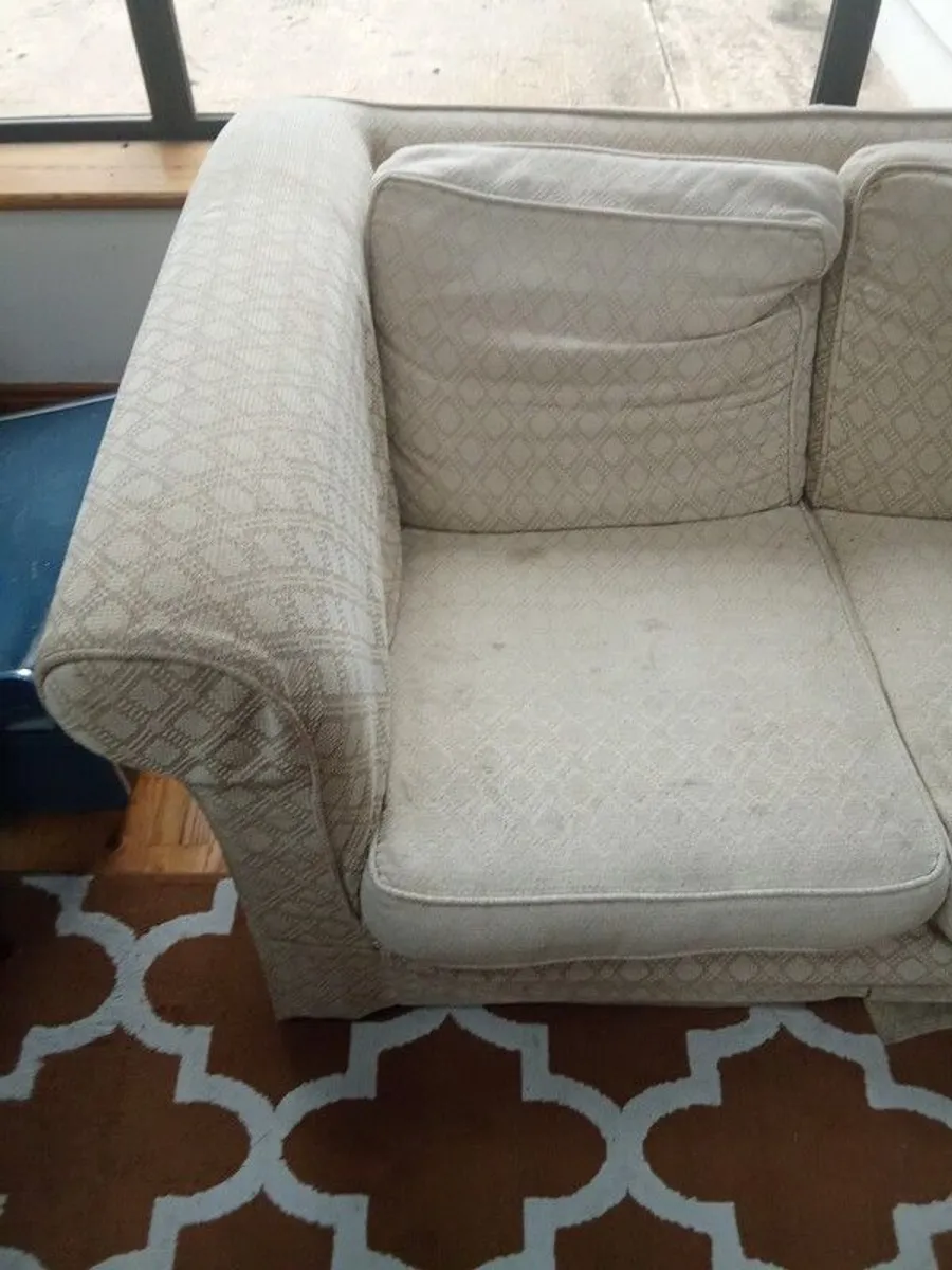 Free Sofa - Image 2