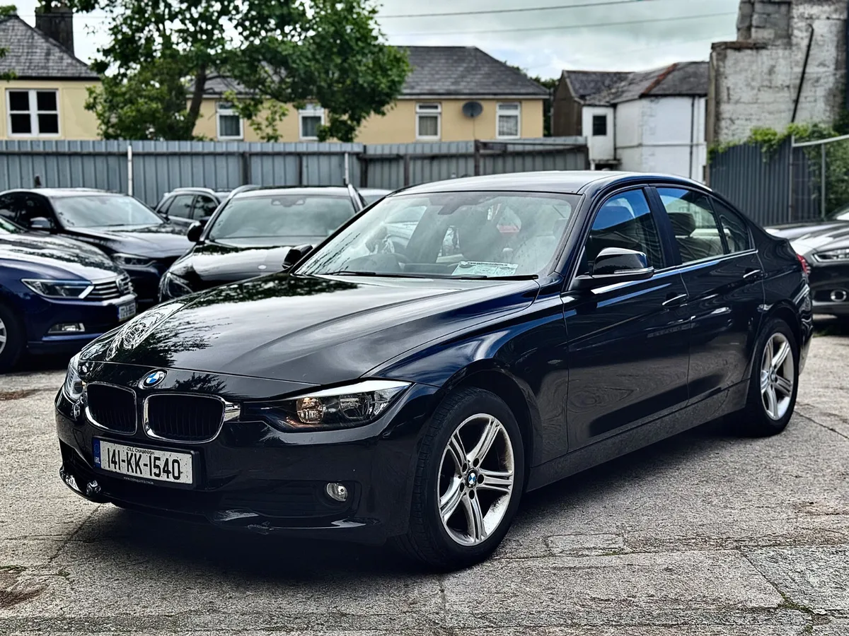 ⚫️BMW 3-Series 2014 LOW KM’S⚫️ - Image 4