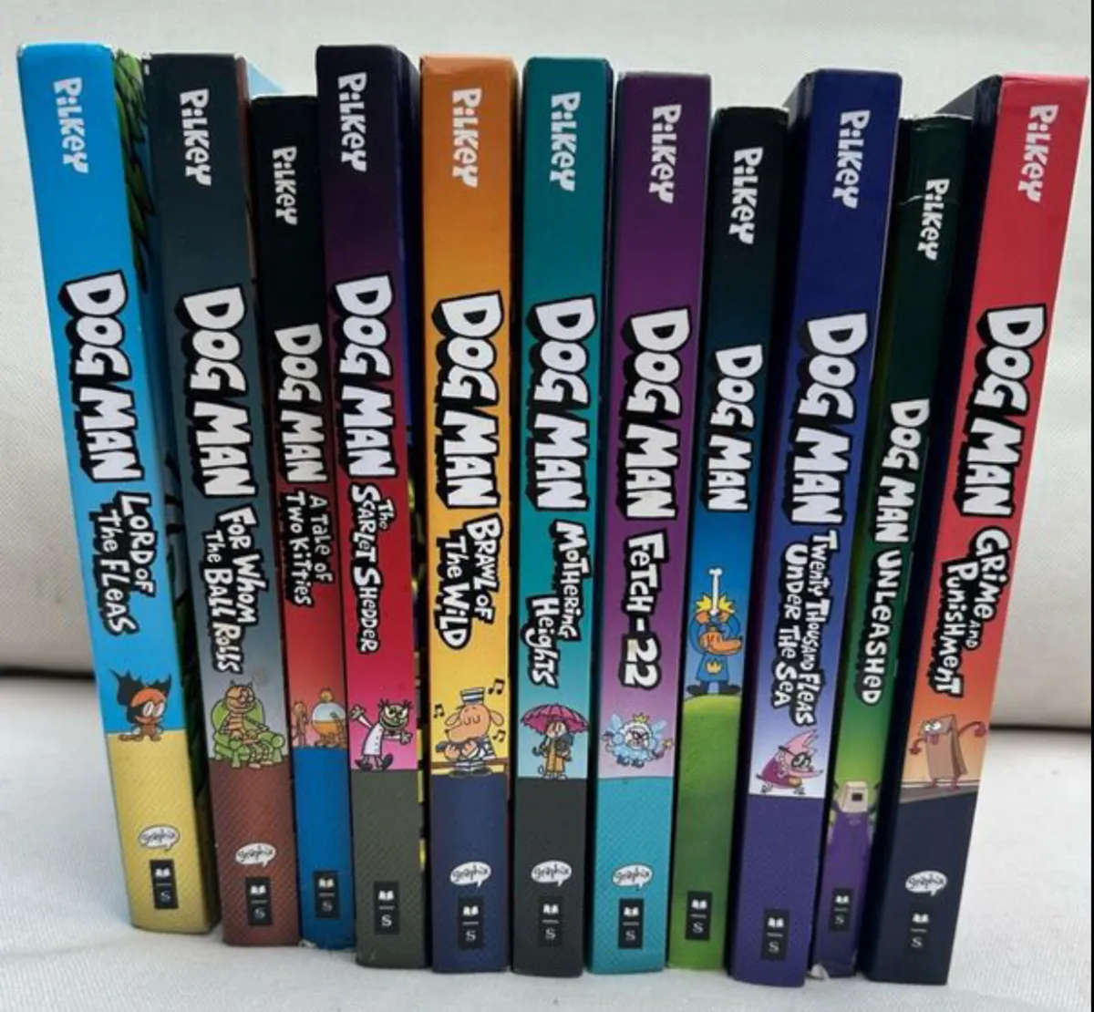 dogman books hardback - Image 2
