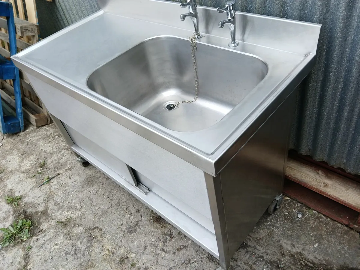 Stainless steel cabbinet sink unit delivered - Image 3