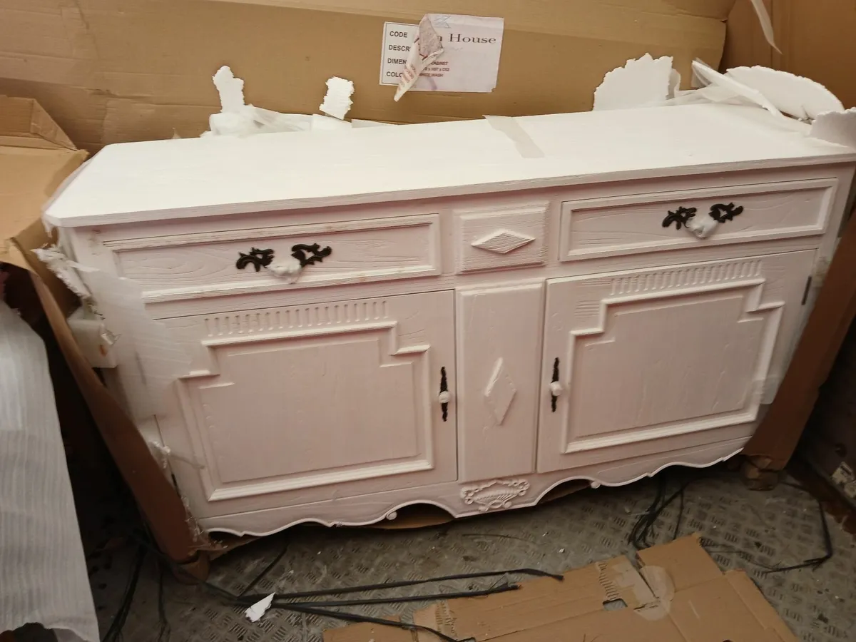 Cabbinet traditional kitchen dresser delivered - Image 3