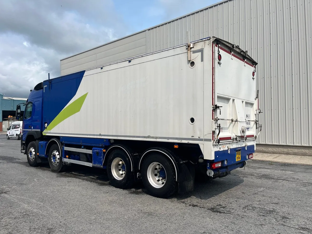 Volvo FM Bulk Blower - Image 3