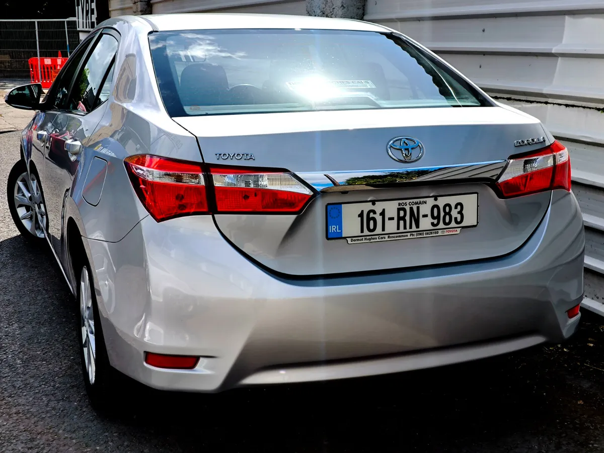 TOYOTA COROLLA 2016 LUNA - Image 4