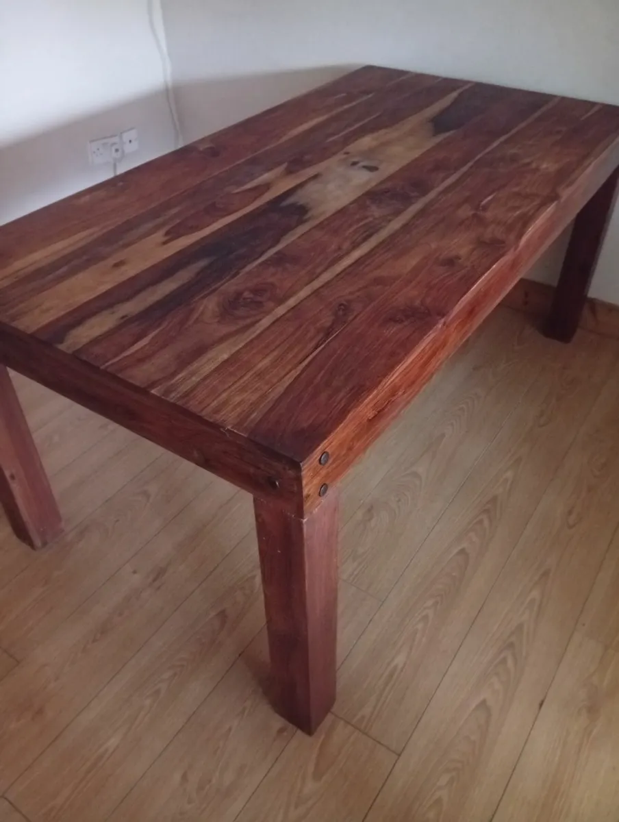 Modern Quality Walnut dining table 4-8per - Image 3