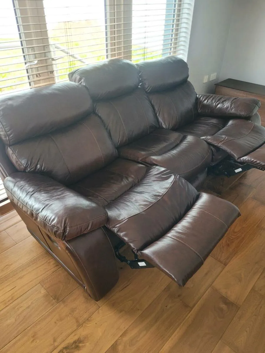 Leather recliner sofa 3+1+1 - Image 1