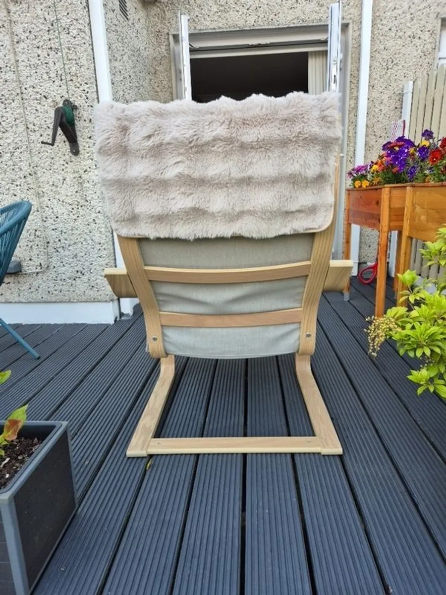 Reclinging chair - Image 2