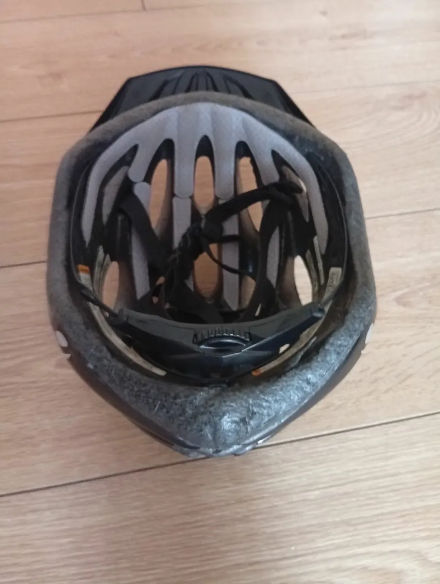 Quality Bicycle Helmet Bontrager - Image 3