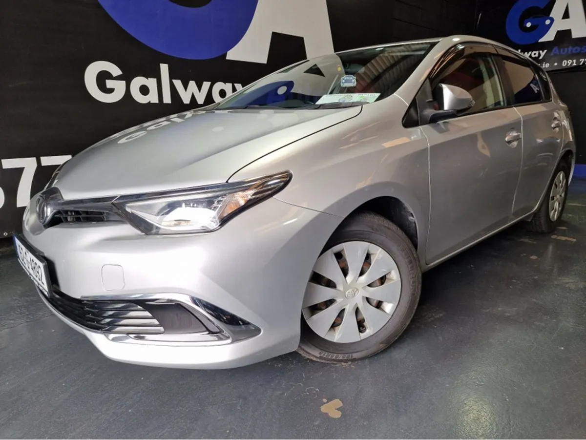 Toyota Auris Automatic-80k KM Only-android Auto- - Image 2