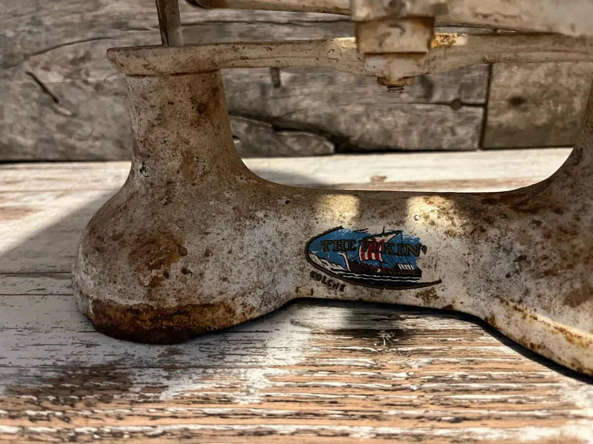 Vintage scales - Image 2