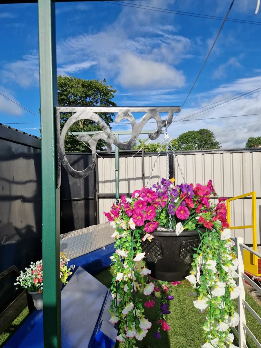 hanging basket brackets