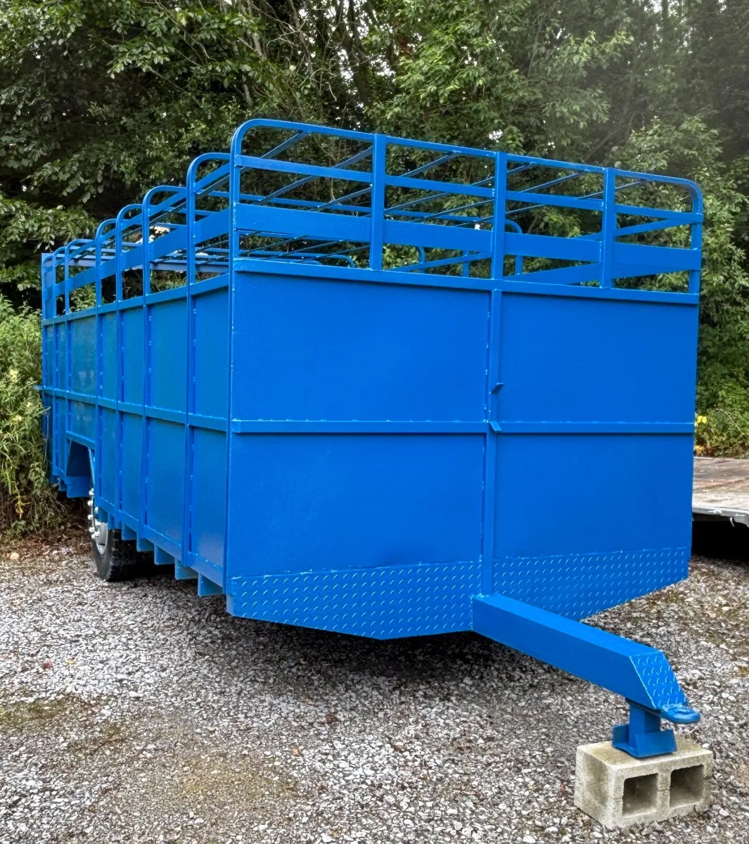 Cattle trailer - Image 2