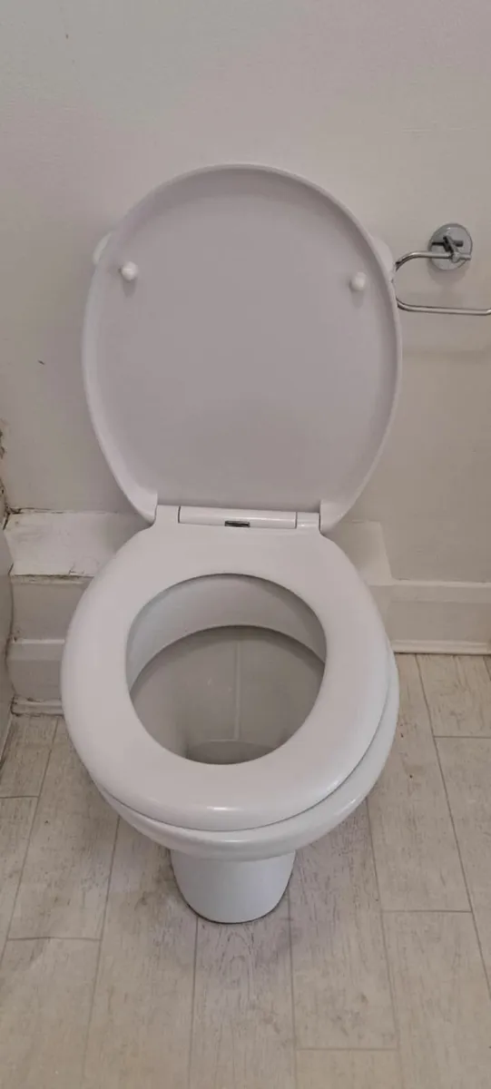 Toilet & Cabinet with sink - Image 4