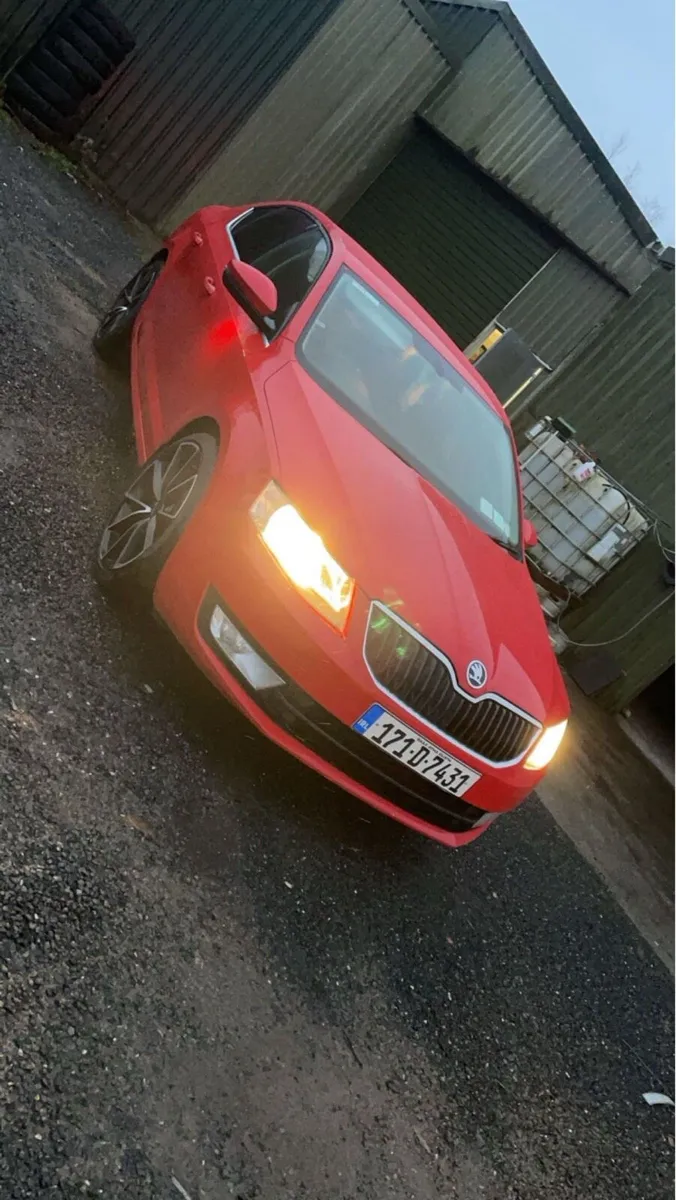 2017 Skoda Octavia - Image 2