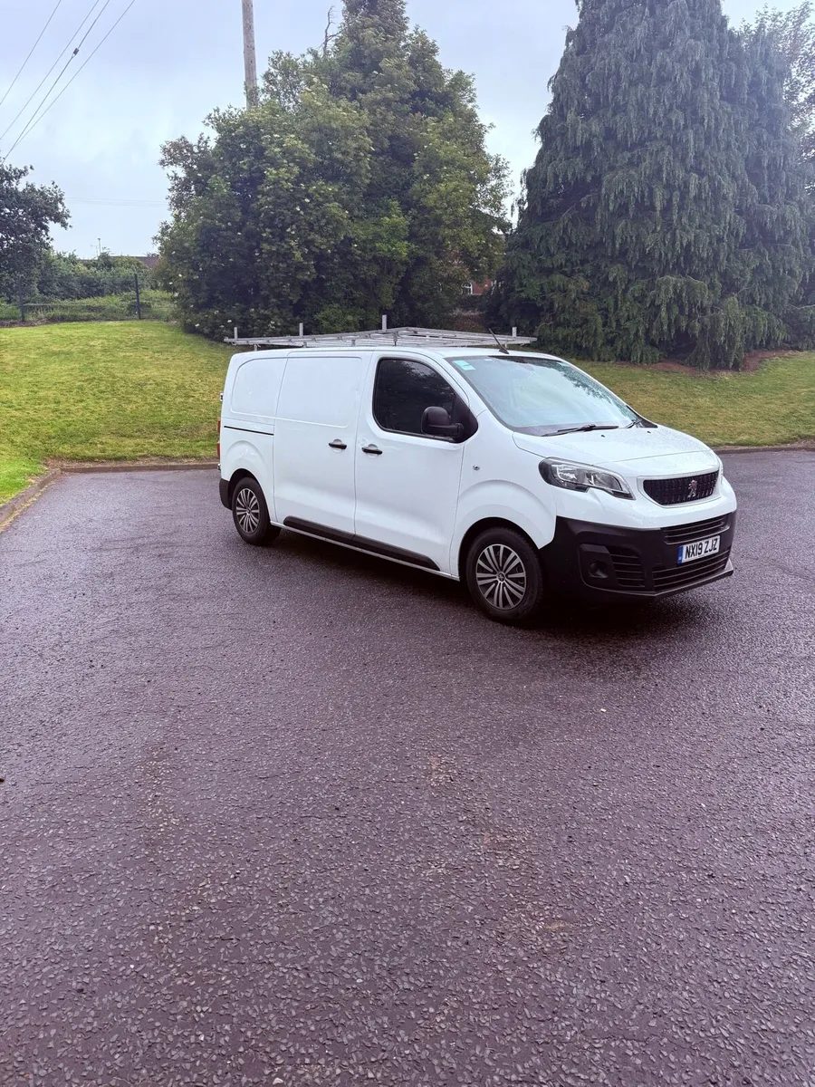 2019 Peugeot expert pro - Image 1