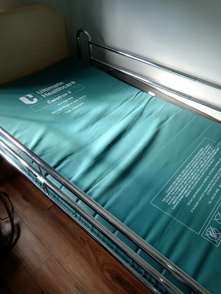 Hospital Bed Electric - Image 3