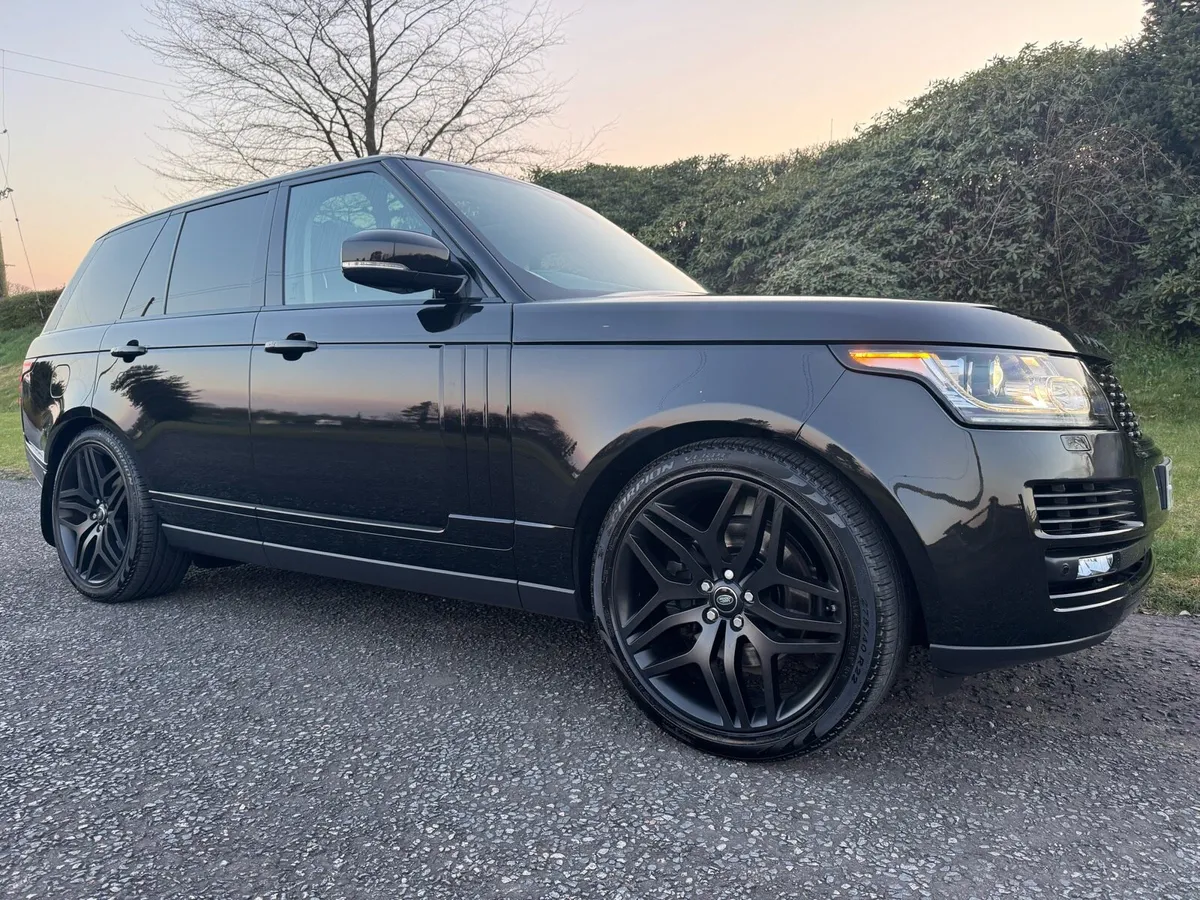 Land Rover Range Rover 2015 - Image 1