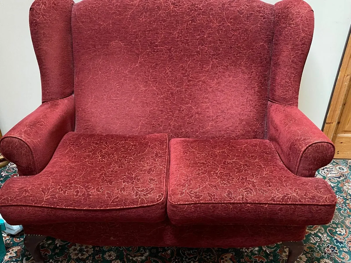 Three piece suite of furniture - Image 2