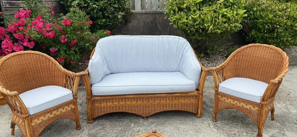 5 piece Wicker Conservatory /Sunroom Set - Image 4