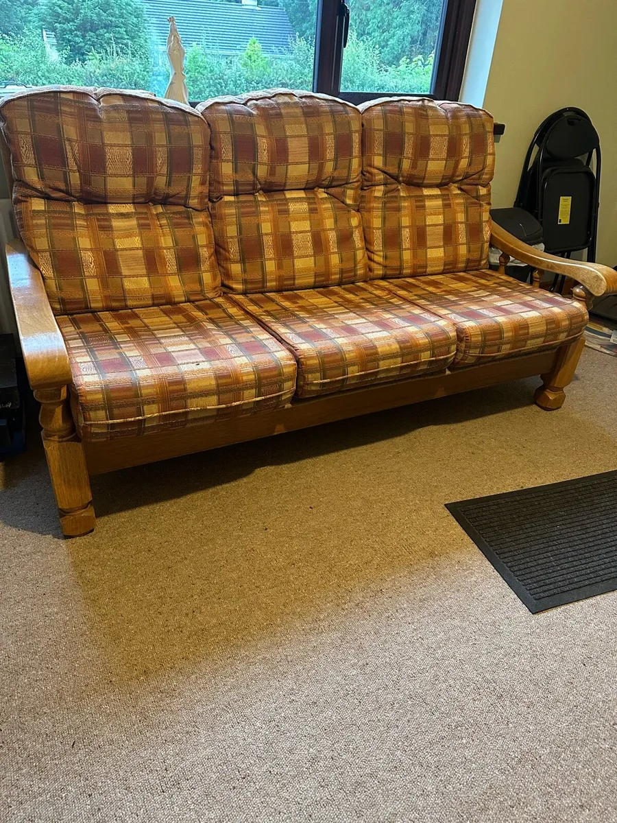 Couch - Image 2