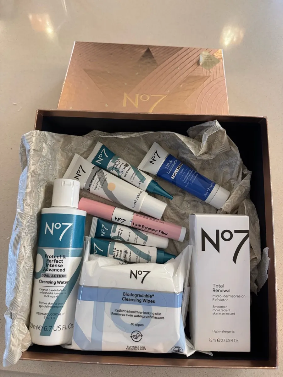 Boots no7 skincare - Image 1
