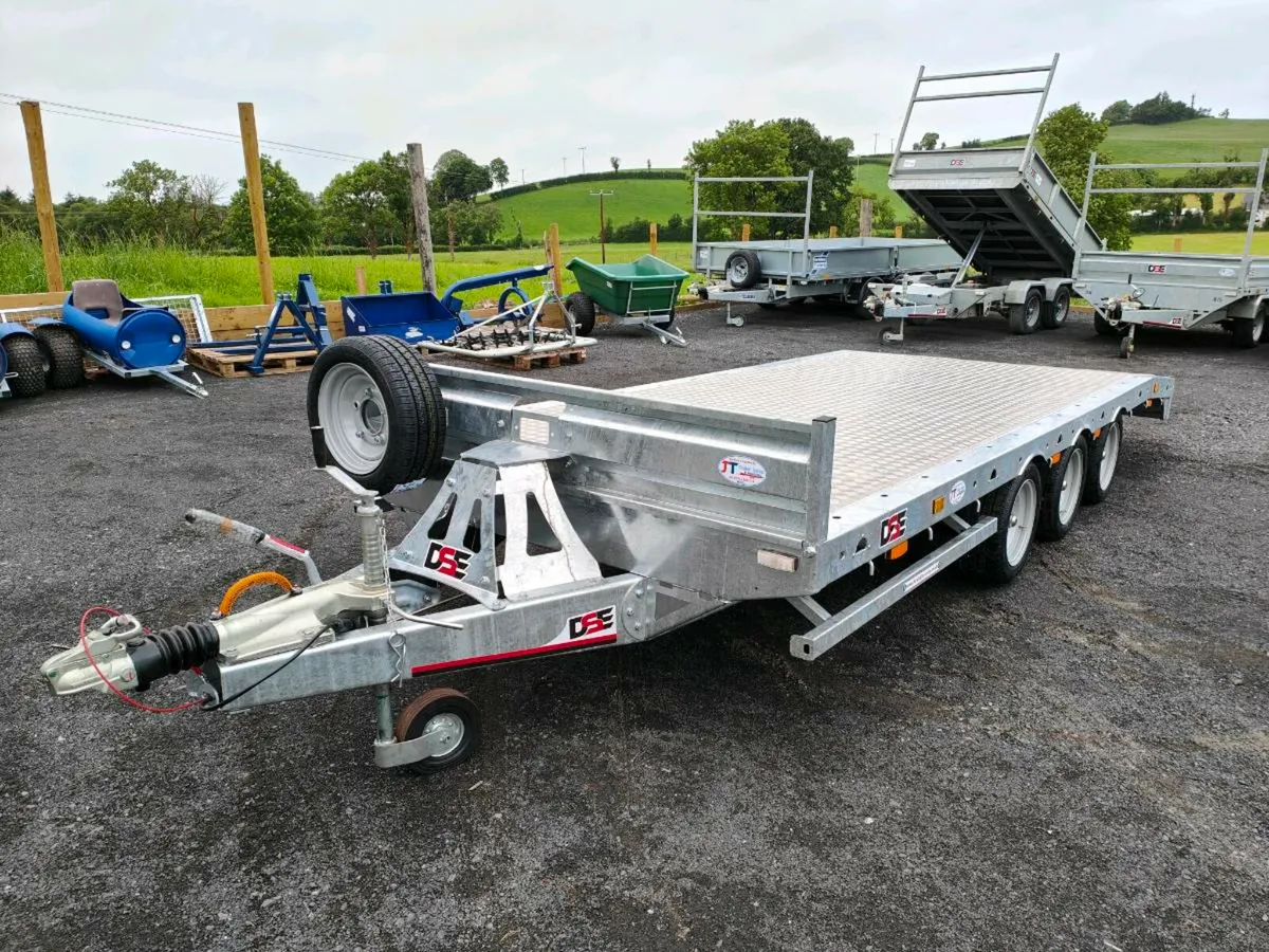 16ft beavertail trailer - Image 2
