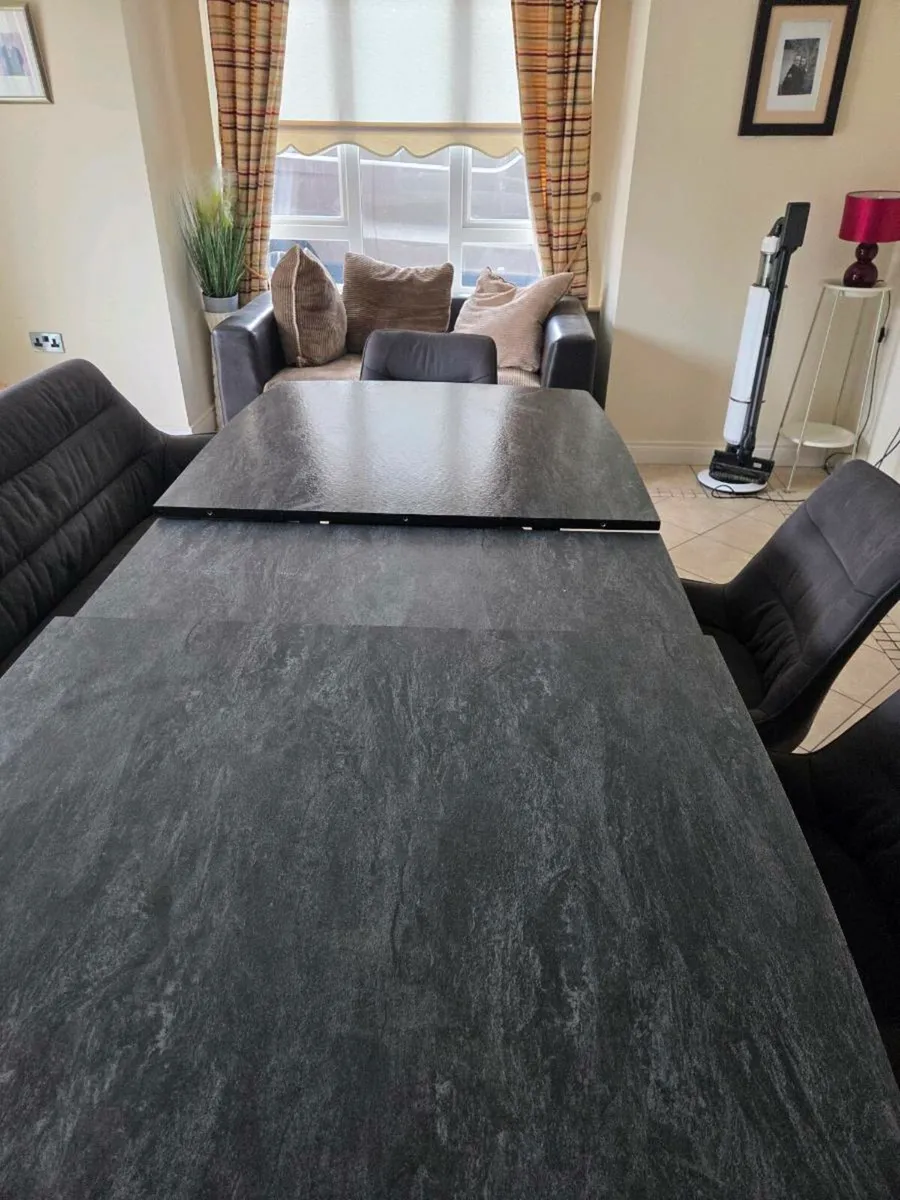 Extendable table - Image 2