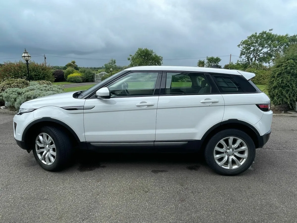 Land Rover Range Rover Evoque 2018 - Image 3