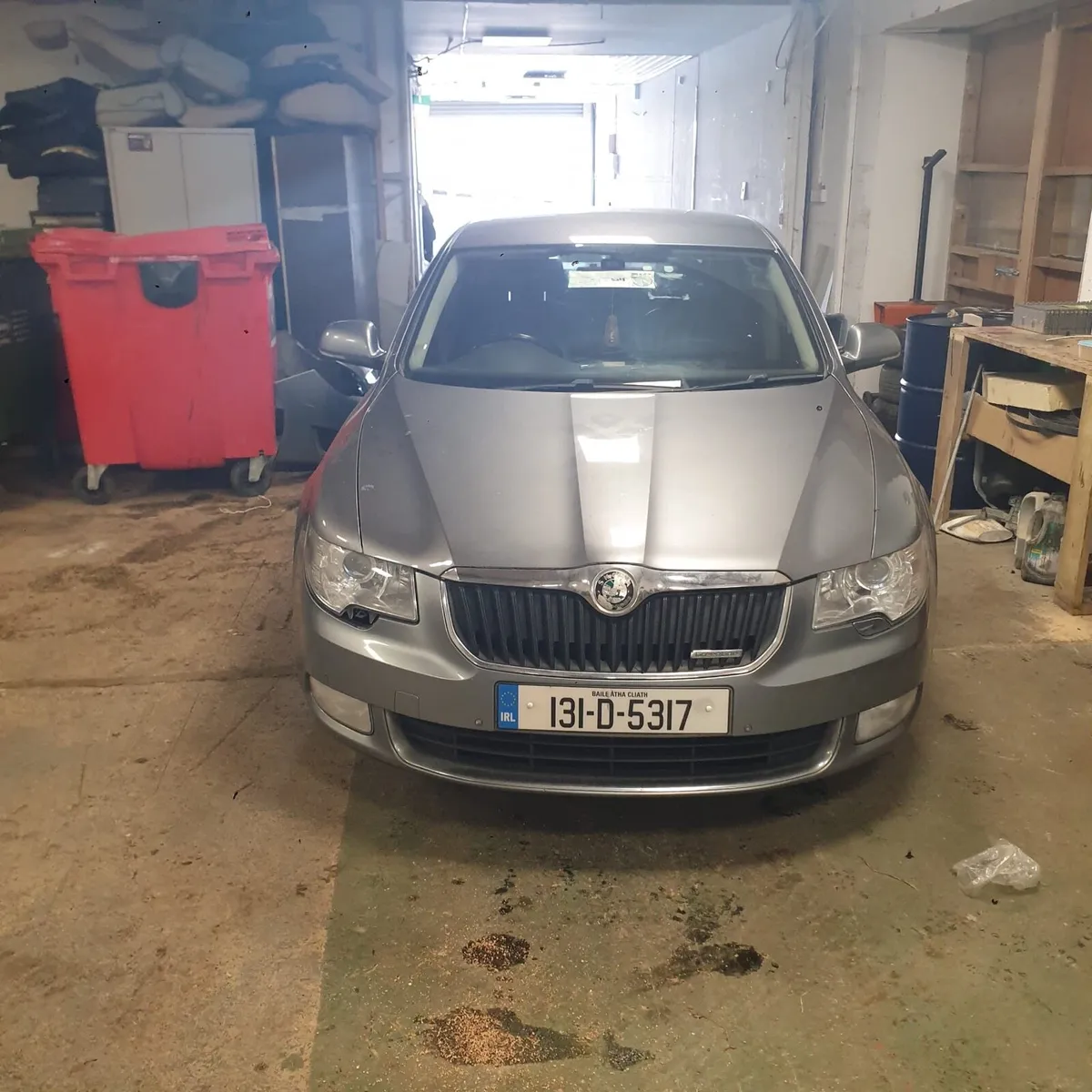 2013 Skoda Superb - Image 1