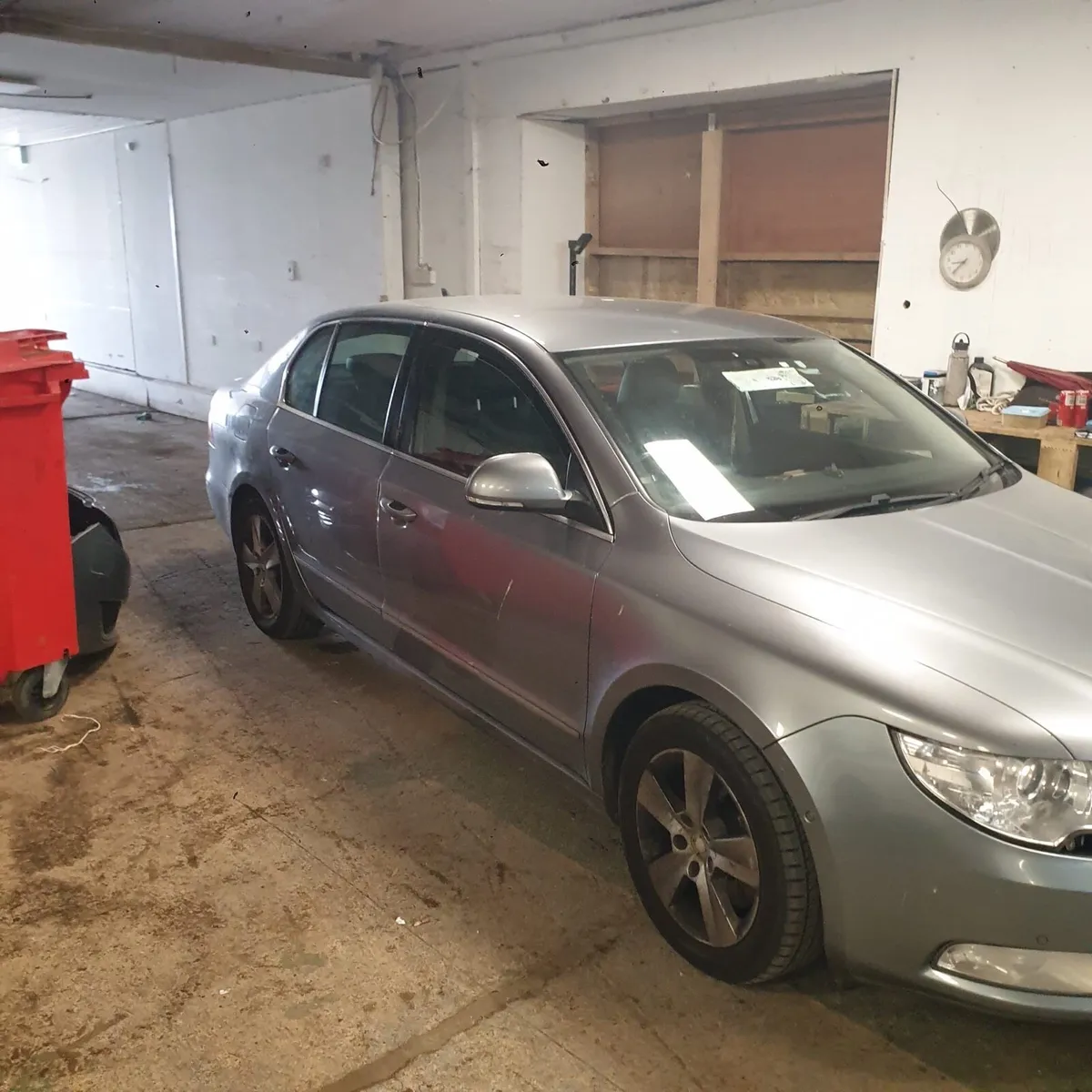 2013 Skoda Superb - Image 2