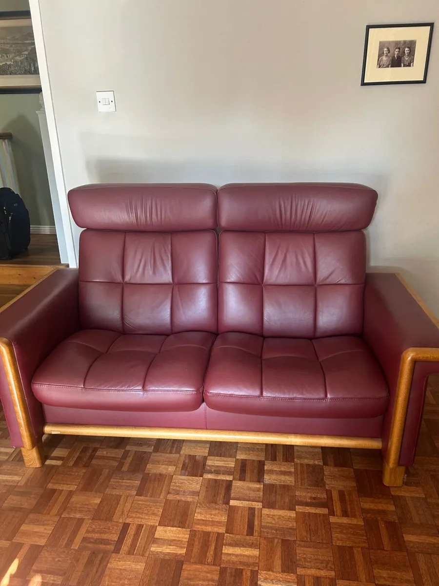 Couch - Image 2